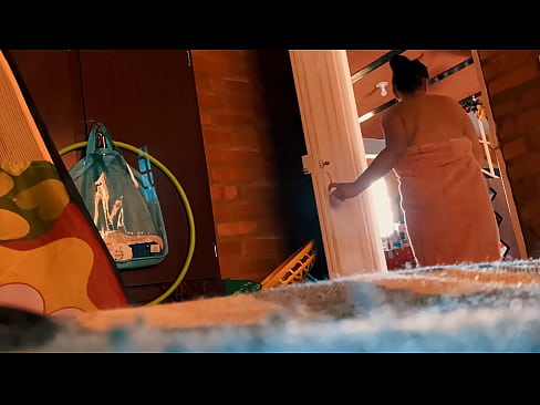 ❤️ Kuv txiv ntxawm raws kuv mus da dej, nws fucks kuv thaum kuv da dej. ❤ Fucking video ntawm hmn.sexonfire.ru% ﹏