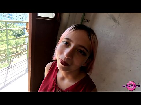 ❤️ Cov tub ntxhais kawm Sensual Sucks ib tug neeg txawv txawv nyob rau hauv lub Outback - Cum ntawm nws lub ntsej muag ❤ Fucking video ntawm hmn.sexonfire.ru% ﹏